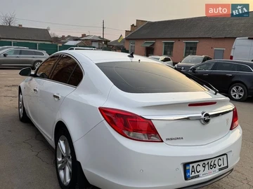 Авто Opel Insignia 2010 № 8719677