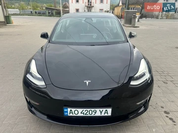 Авто Tesla Model 3 2019 № 8719972