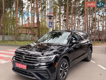 Авто Volkswagen Tiguan 2023 № 8720039