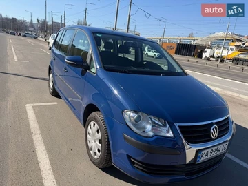 Авто Volkswagen Touran 2009 № 8720131