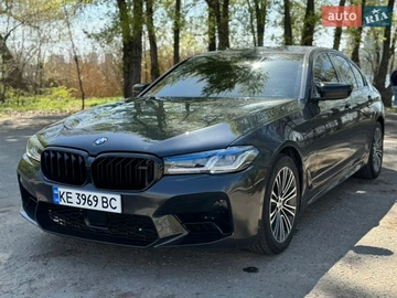 Авто BMW 5 Series 2018 № 8720147