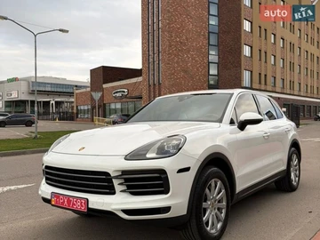 Авто Porsche Cayenne 2018 № 8720277