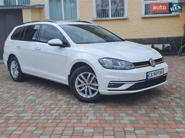Авто Volkswagen Golf 2017 № 8720349