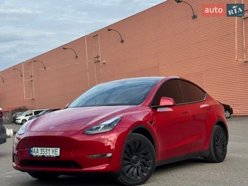 Авто Tesla Model Y 2023 № 8720456