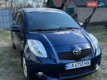 Авто Toyota Yaris 2008 № 8721032