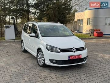 Авто Volkswagen Touran 2015 № 8721316