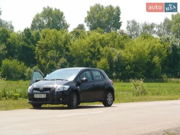 Авто Toyota Auris 2008 № 8721565