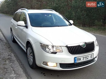 Авто Skoda Superb 2010 № 8721589