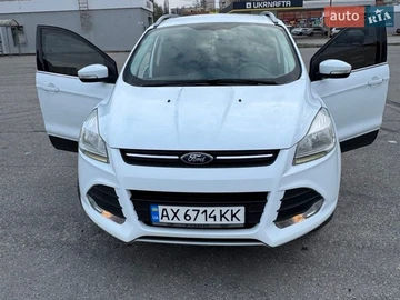 Авто Ford Kuga 2013 № 8721610