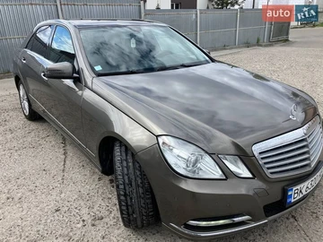 Авто Mercedes E-Class 2012 № 8722533