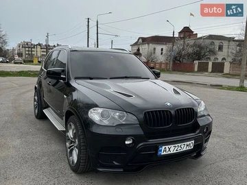 Авто BMW X5 2010 № 8722752