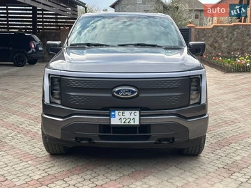 Авто Ford F-150 2023 № 8722945