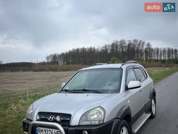 Авто Hyundai Tucson 2004 № 8723156