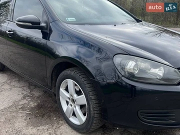 Авто Volkswagen Golf 2010 № 8723175