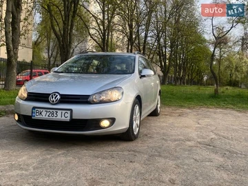 Авто Volkswagen Golf 2010 № 8723420
