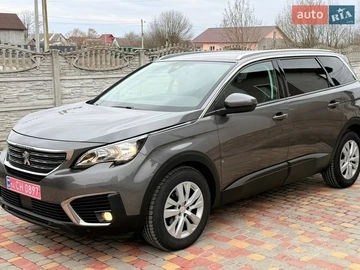 Авто Peugeot 5008 2017 № 8723421