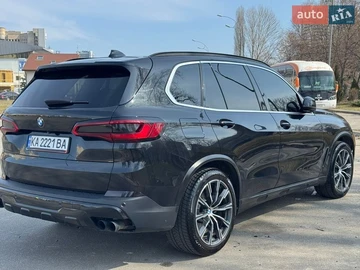 Авто BMW X5 2018 № 8723525