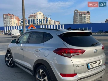 Авто Hyundai Tucson 2018 № 8723547