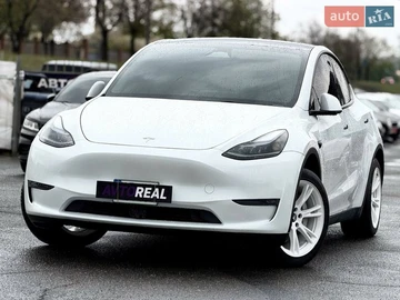 Авто Tesla Model Y 2023 № 8724031