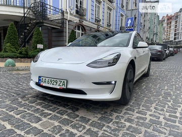 Авто Tesla Model 3 2021 № 8724177