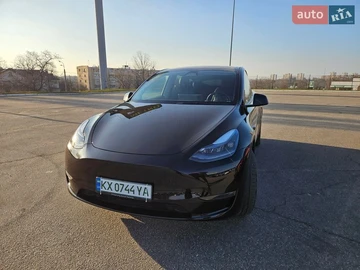 Авто Tesla Model Y 2024 № 8724196