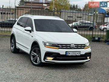 Авто Volkswagen Tiguan 2017 № 8724200