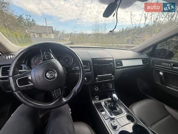 Авто Volkswagen Touareg 2011 № 8724361