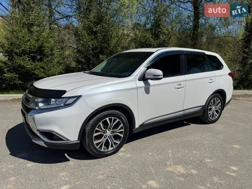 Авто Mitsubishi Outlander 2017 № 8724392