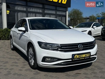 Авто Volkswagen Passat 2019 № 8724598