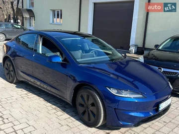 Авто Tesla Model 3 2024 № 8724606