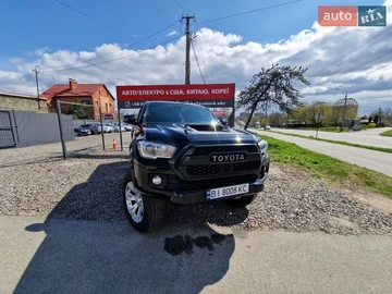 Авто Toyota Tacoma 2021 № 8724611
