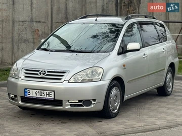 Авто Toyota Avensis 2001 № 8724632