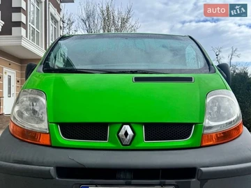 Авто Renault Trafic 2005 № 8724801