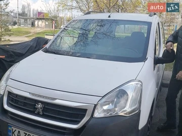 Авто Peugeot Partner 2016 № 8724825
