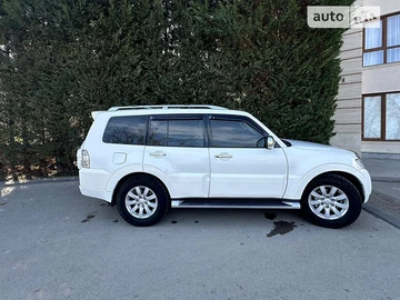 Авто Mitsubishi Pajero Wagon 2011 № 8724852