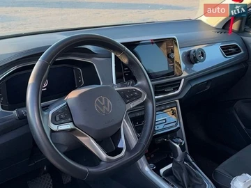 Авто Volkswagen T-Roc 2024 № 8726076