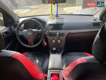 Авто Opel Astra 2006 № 8726237