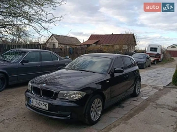 Авто BMW 1 Series 2005 № 8726258