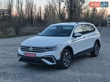 Авто Volkswagen Tiguan 2022 № 8726528