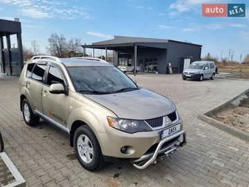 Авто Mitsubishi Outlander Xl 2008 № 8726704