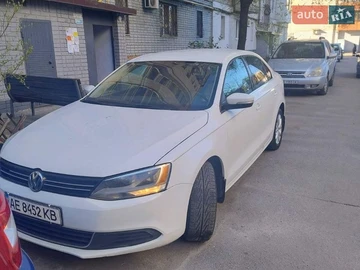 Авто Volkswagen Jetta 2014 № 8726788