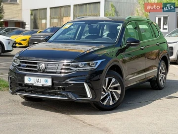 Авто Volkswagen Tiguan 2024 № 8727063