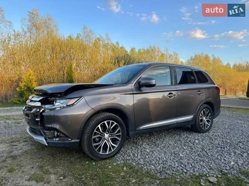Авто Mitsubishi Outlander 2017 № 8727463