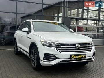 Авто Volkswagen Touareg 2019 № 8727696