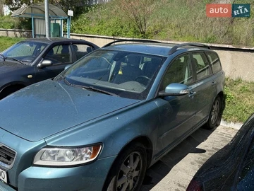 Авто Volvo V50 2007 № 8727737
