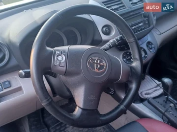 Авто Toyota Rav4 2006 № 8727760