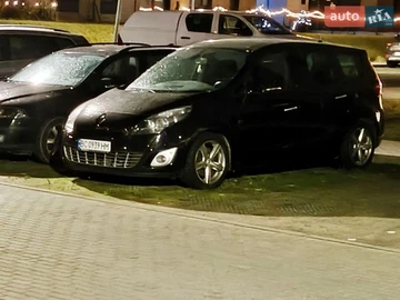 Авто Renault Scenic 2010 № 8727767