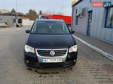 Авто Volkswagen Touran 2007 № 8728199