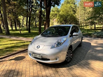 Авто Nissan Leaf 2013 № 8728208
