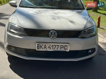 Авто Volkswagen Jetta 2012 № 8728216